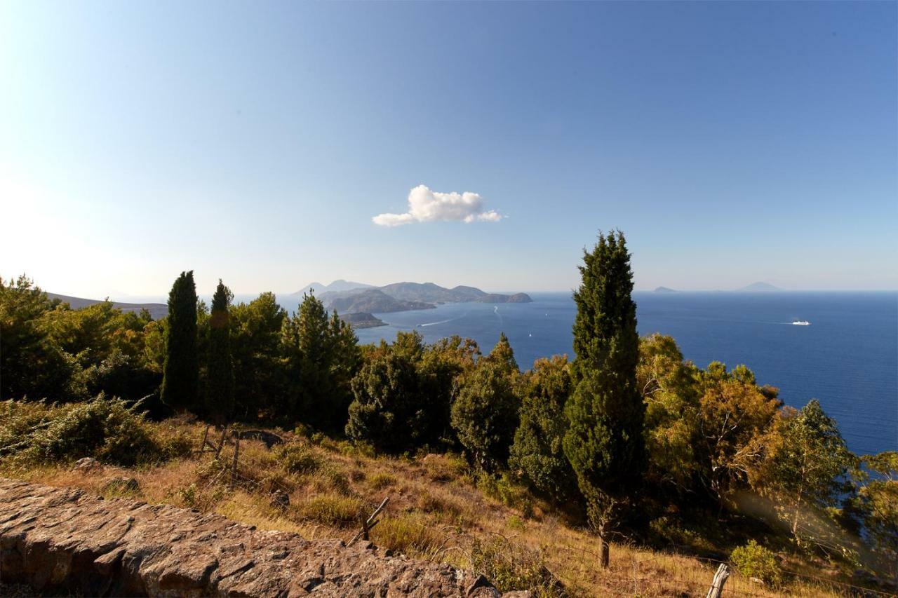 Villa Capo Grillo Cottage Vulcano  Exterior photo